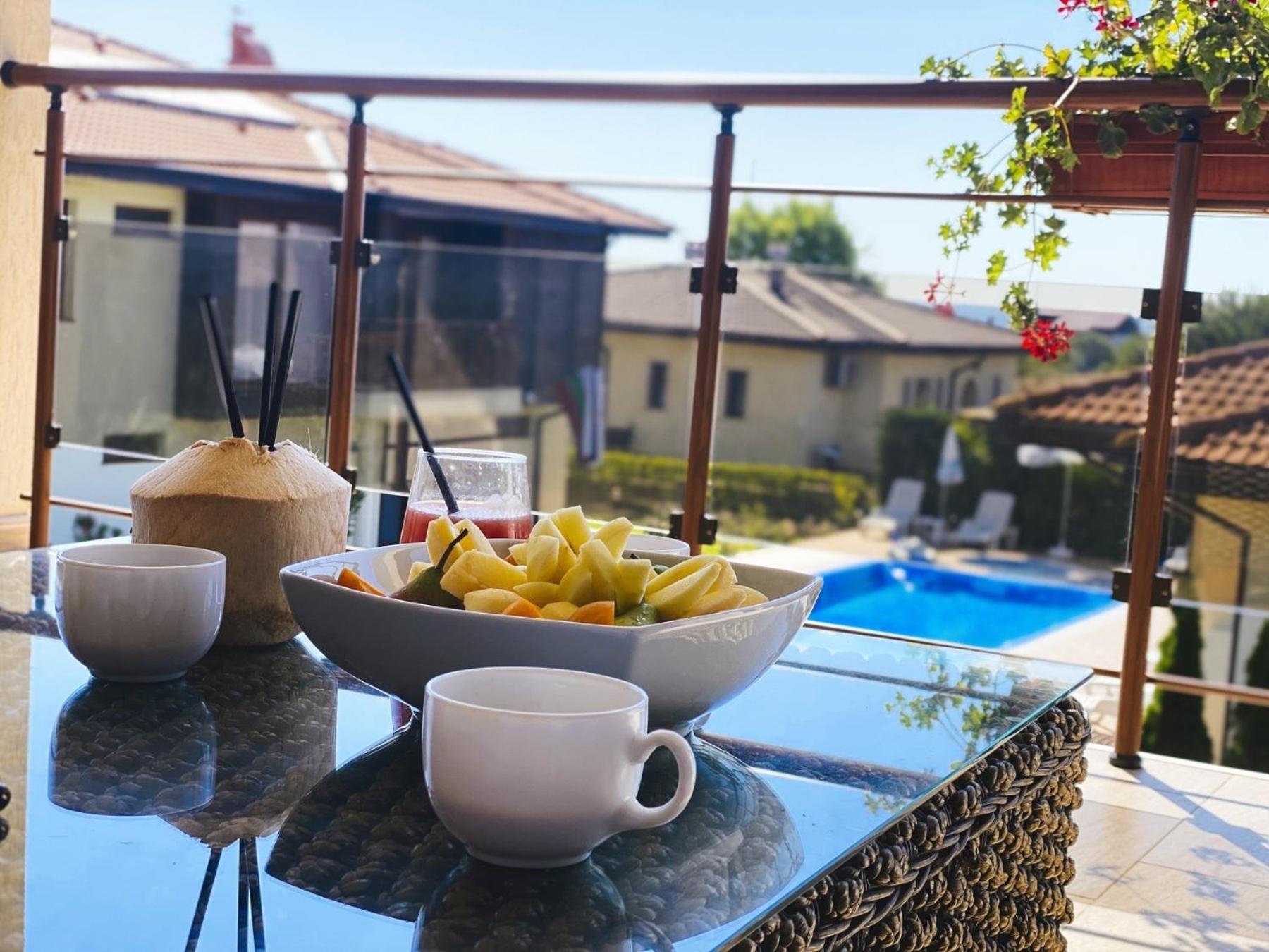 Armira Lozenets Hotel Bagian luar foto